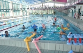 AQUA AEROBIK NA BASENIE W POŁAŃCU – ĆWICZENIA PEŁNE RADOŚCI