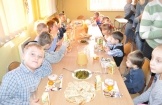 „Niech się bawią duzi, mali zgromadzeni na tej sali…” - zabawa choinkowa w Łęgu
