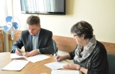 BĘDZIE DOBRA JAKOŚĆ GMINNYCH DRÓG – umowa podpisana, a teraz  czas na projekt